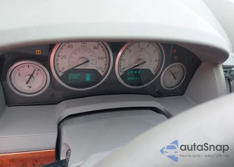 2008 Chrysler Town & Country Touring from USA, damaged, VIN 2A8HR54PX8R731719